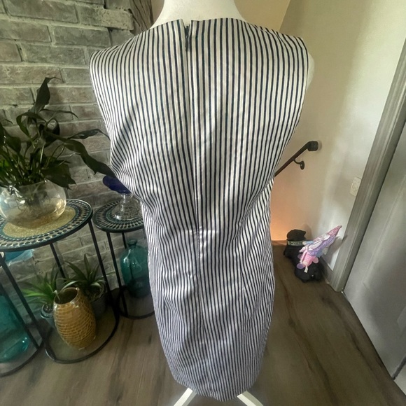 Banana Republic Gray Ruffled Sheath Dress - Picture 3 of 8